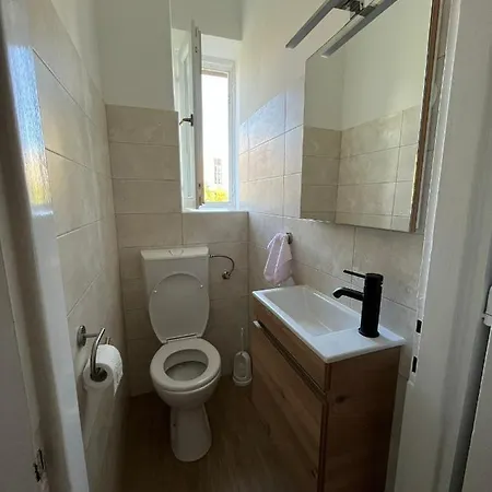 Kata Apartman Zára